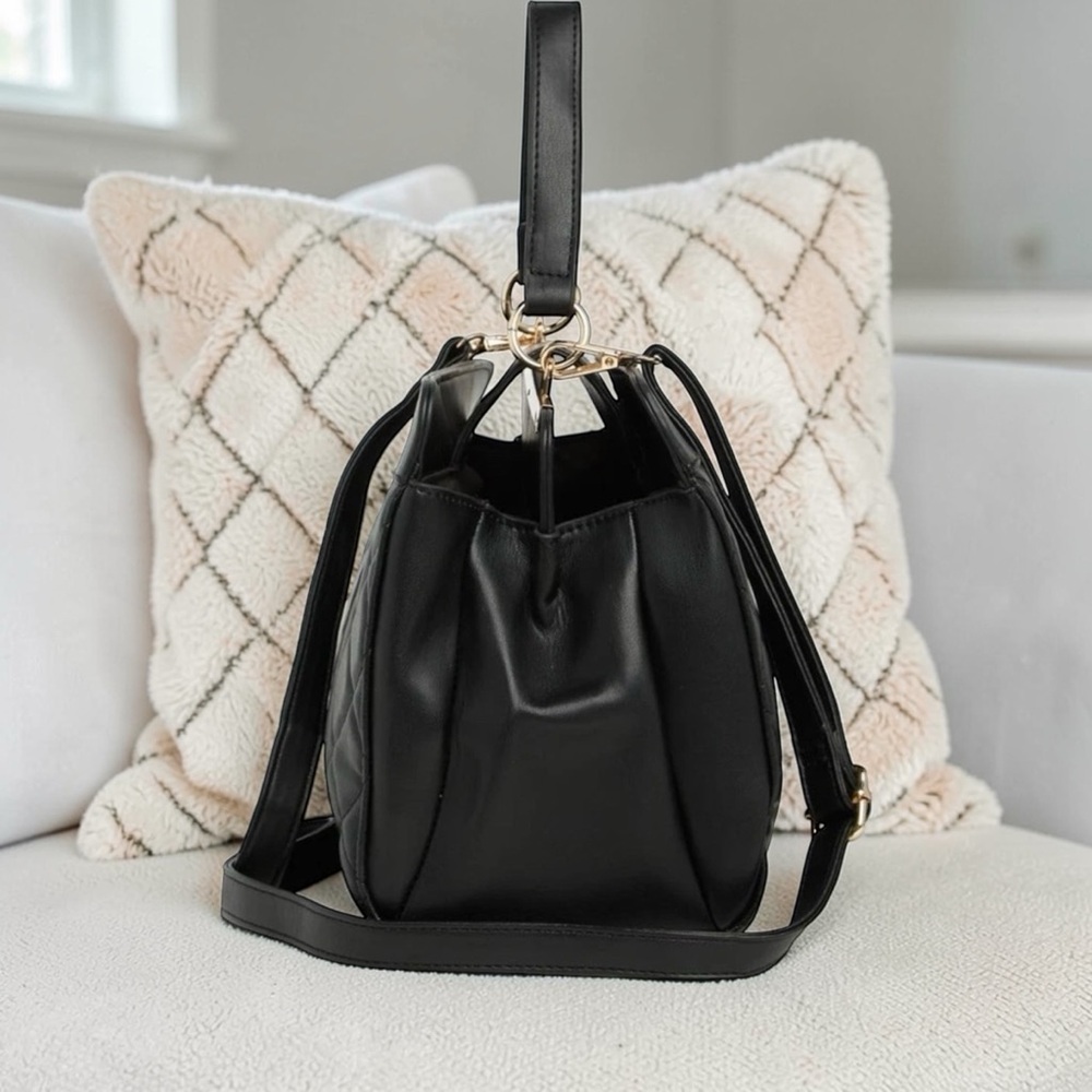 Badgley Mischka Black Quilted Satchel Crossbody - Picture 4 of 7